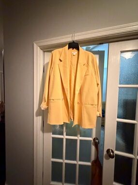 Anthropologie Pale Yellow Relaxed Single-Breasted Blazer